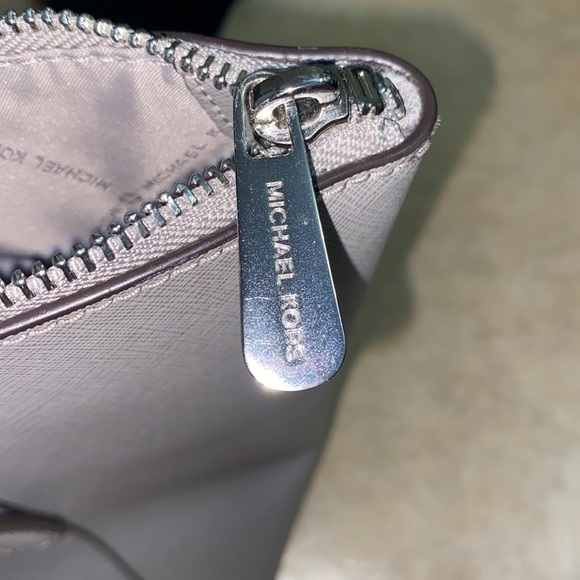 Michael Kors Tote - Picture 6 of 7